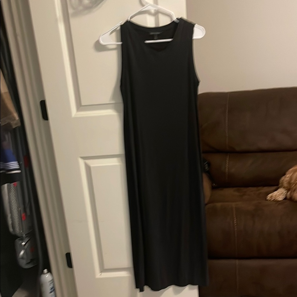 Black Sleeveless Dress